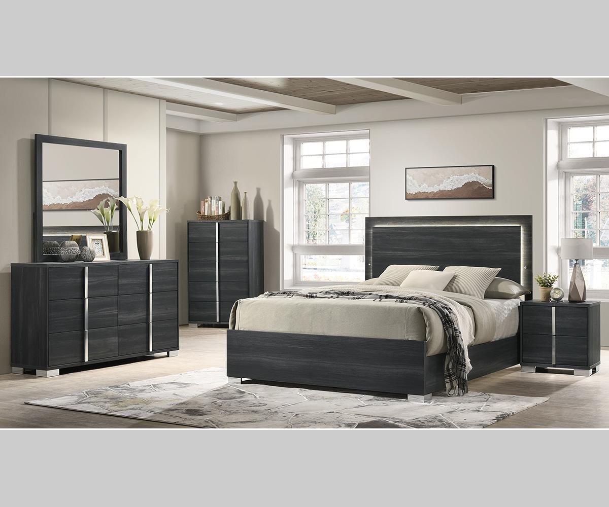 Modern Style Bedroom Set - Julia